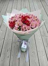 Букет цветов из:  Альстромерии в Новозолотовской