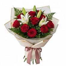 Букет цветов из:  Лилии и Розы в Новозолотовской