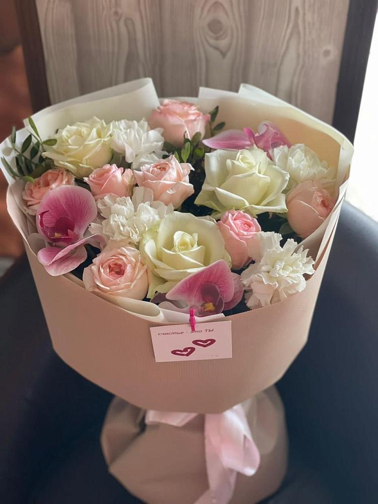 Букет цветов из: Орхидеи, Розы и Гвоздики в Новозолотовской