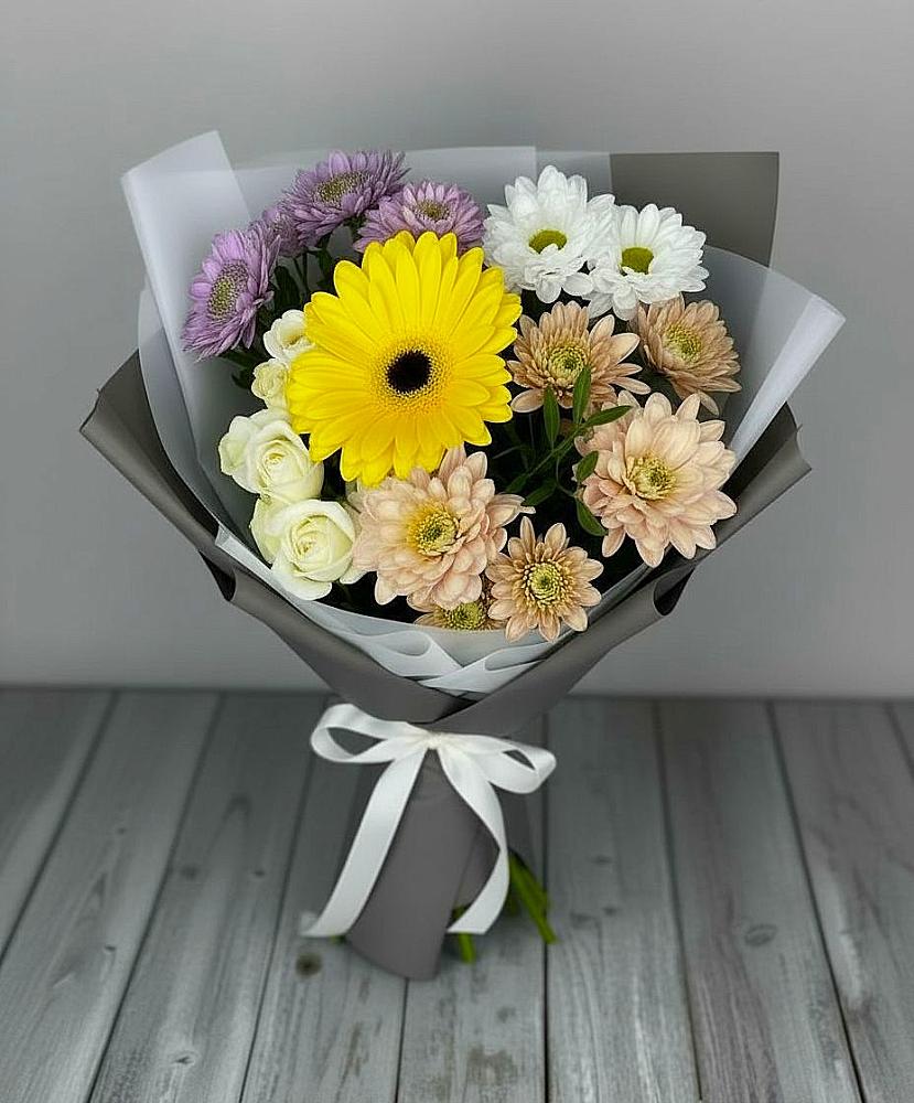 Букет цветов из: Розы, Герберы и Хризантемы в Новозолотовской