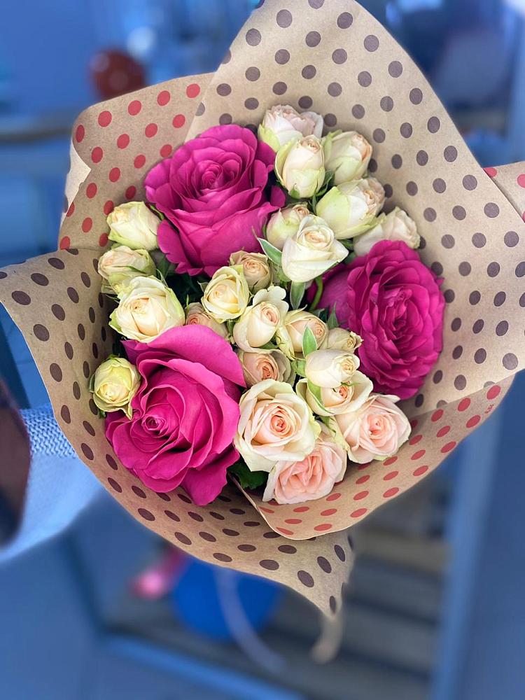 Букет цветов из: Розы в Новозолотовской