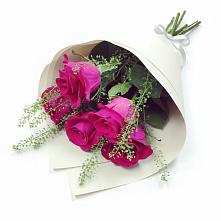 Букет цветов из:  Розы в Новозолотовской