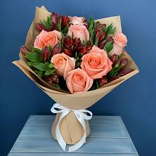 Букет цветов из:  Розы и Альстромерии в Новозолотовской