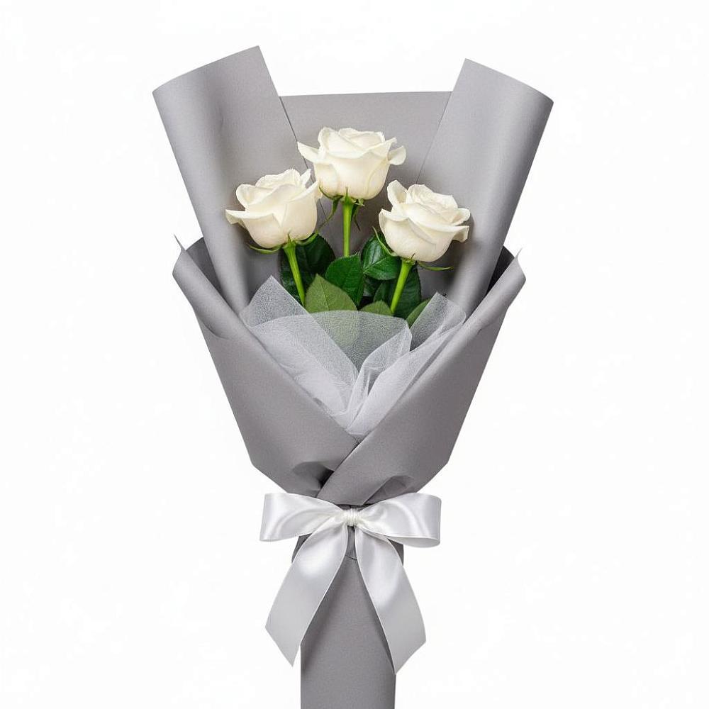 Букет 3 белые розы в Новозолотовской
